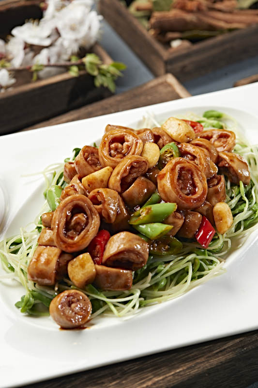 米椒蒜子溜肥肠