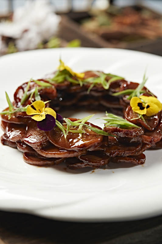 美味凉菜红焗杏鲍菇片