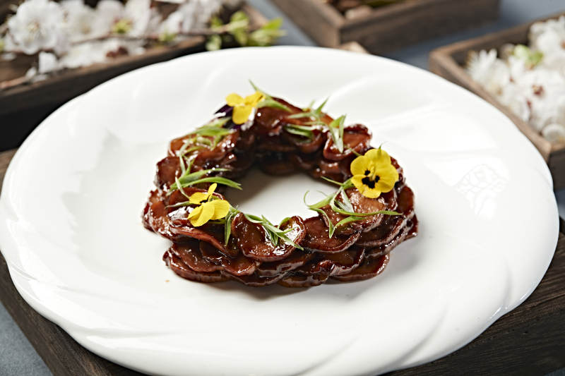 美味凉菜红焗杏鲍菇片