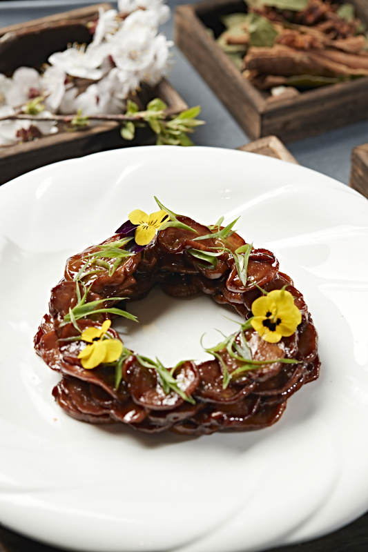 美味凉菜红焗杏鲍菇片