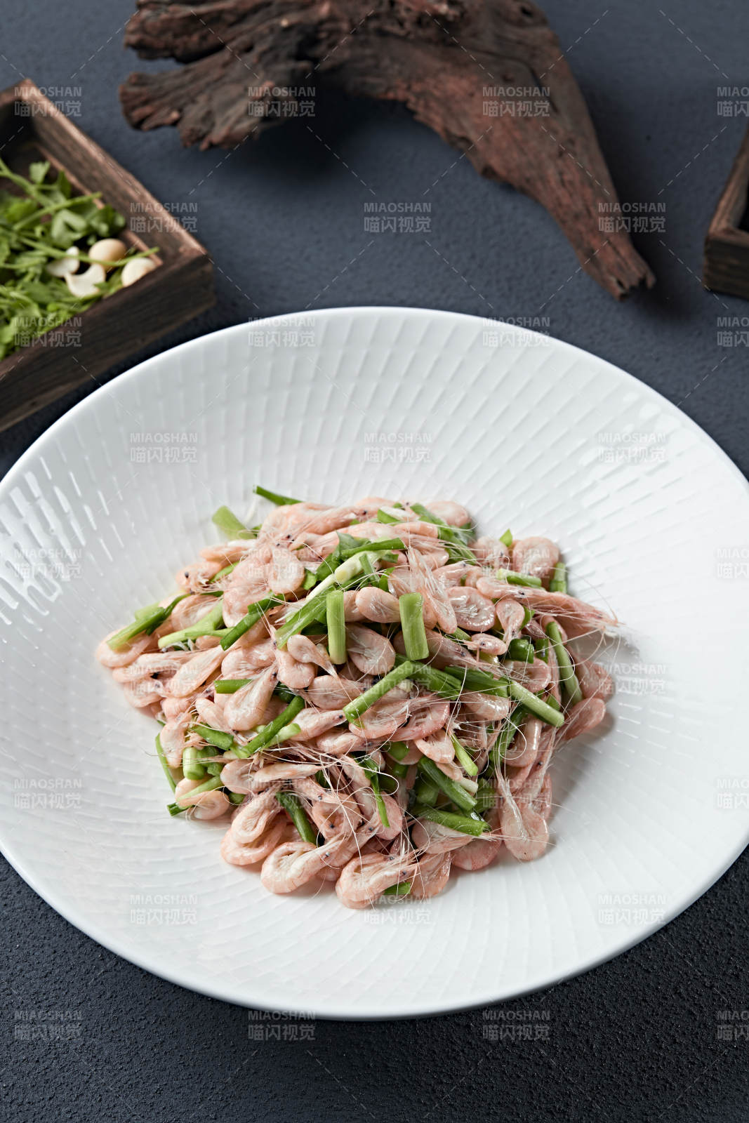 风味葱香盐水小河虾