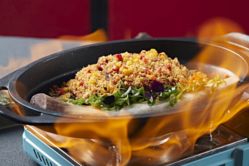 铁板避风塘香烤拆骨肉