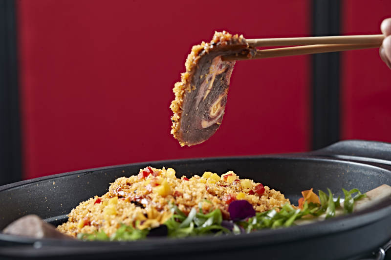 铁板避风塘香烤拆骨肉