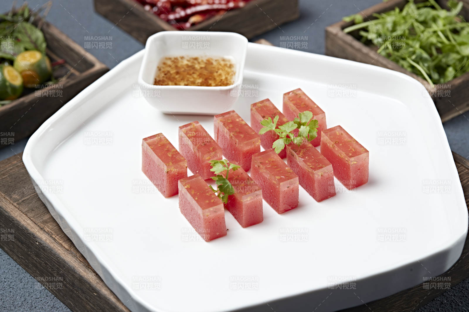 桂花蜜番茄果冻-摄影图