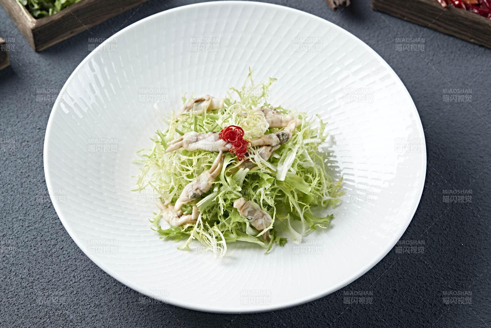 苦菊凉拌海蛏子肉