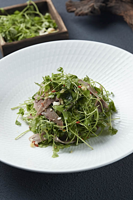 蒜蓉剁椒香菜拌牛口条