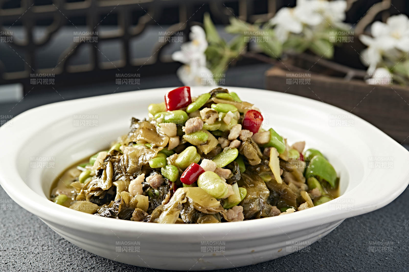 米椒蠶豆瓣肉沫燒雪菜