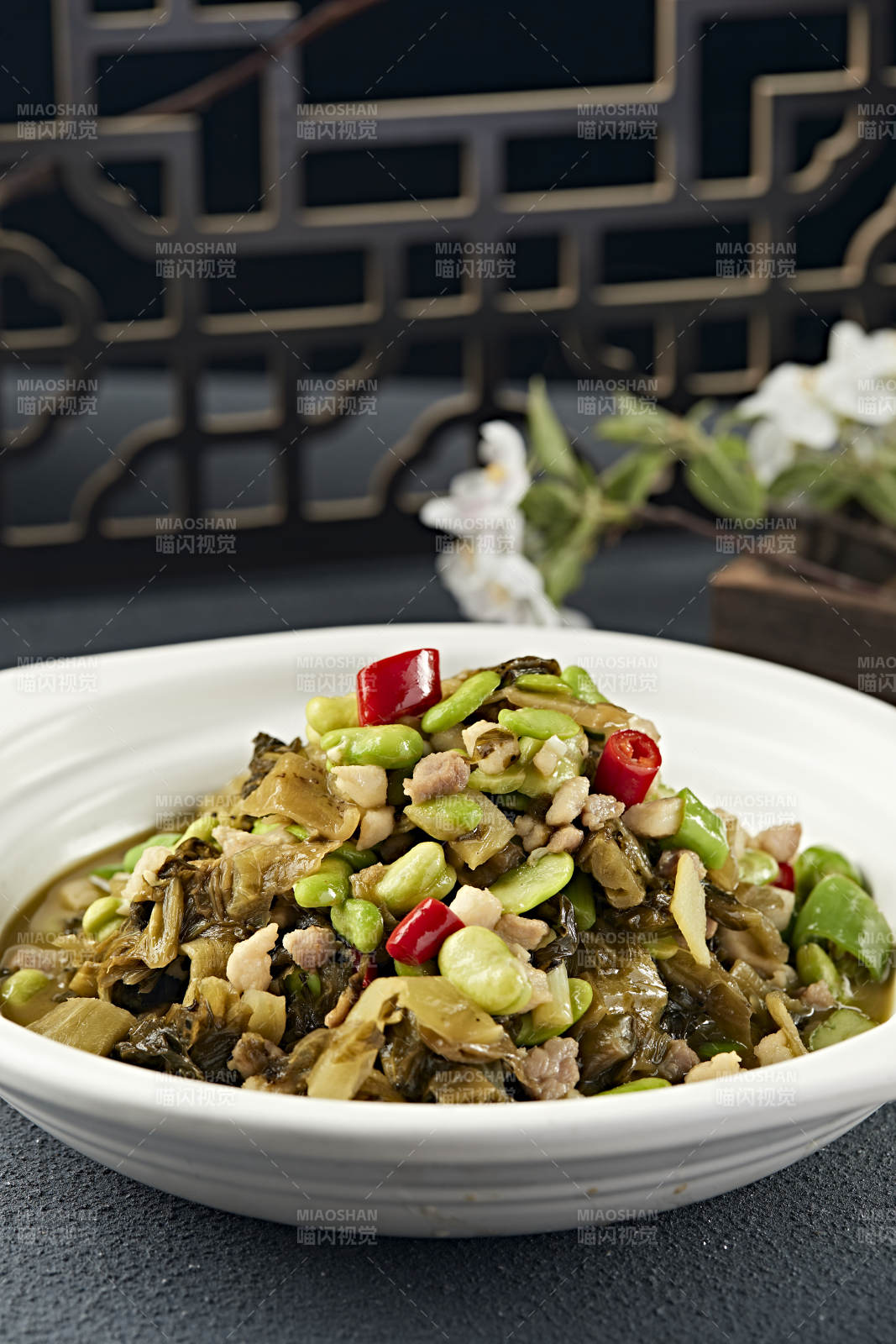 米椒蠶豆瓣肉沫燒雪菜