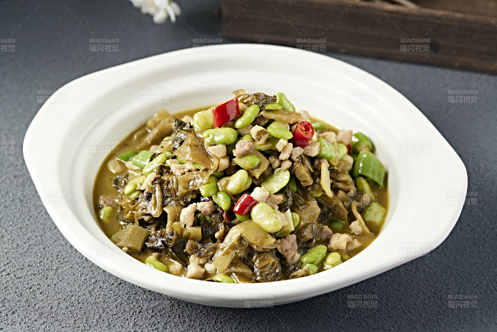 米椒蠶豆瓣肉沫燒雪菜