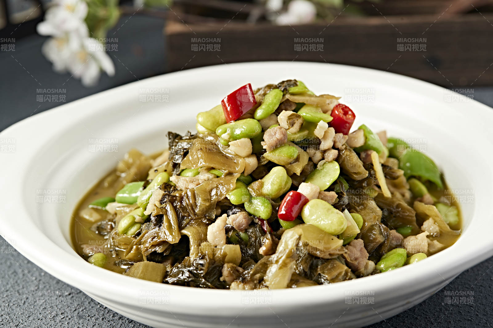 米椒蠶豆瓣肉沫燒雪菜