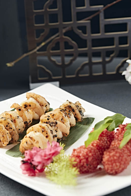 海虾两吃苏子酱烧开背大虾仁油炸荔枝虾球