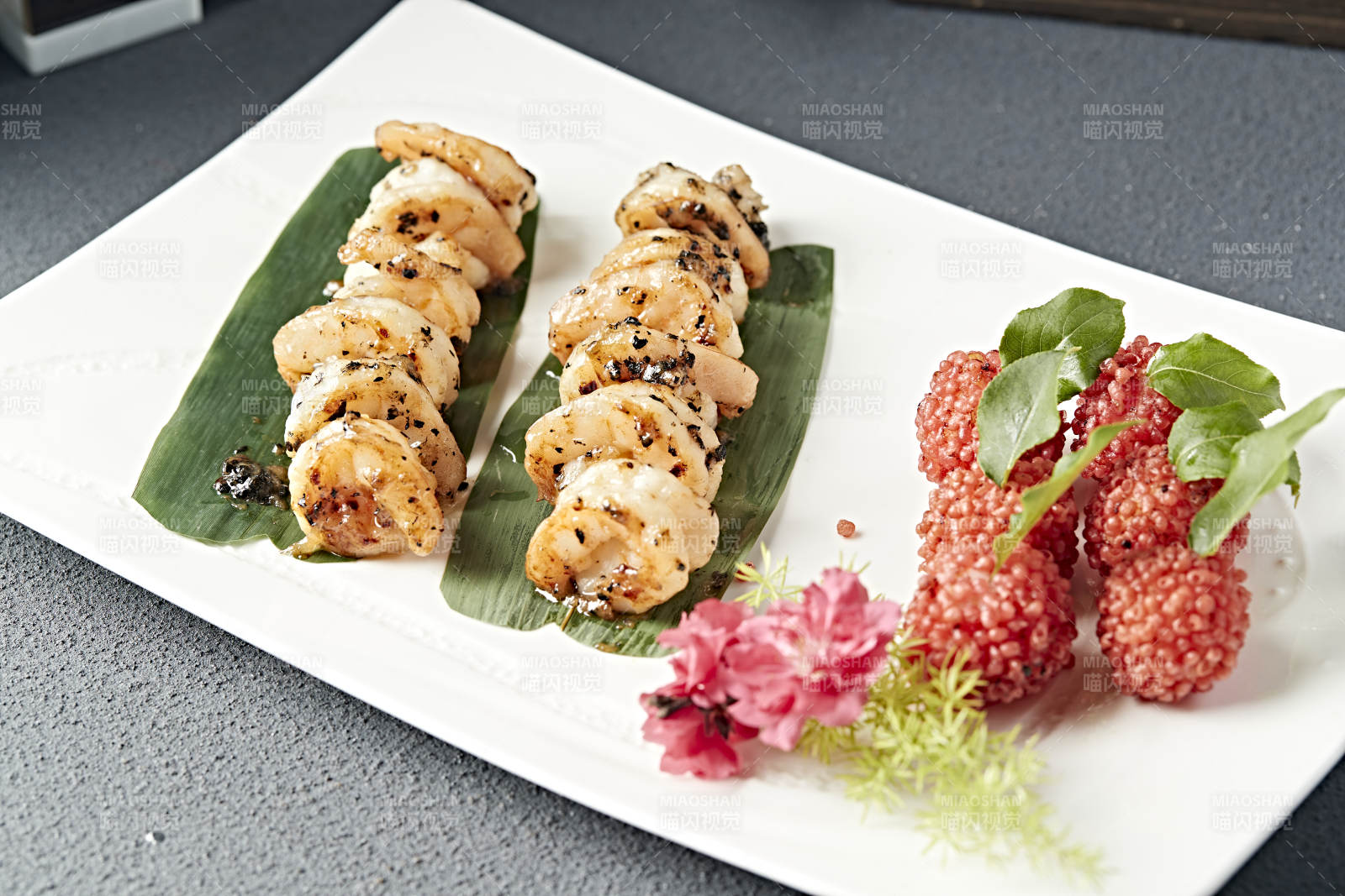 海虾两吃苏子酱烧开背大虾仁油炸荔枝虾球