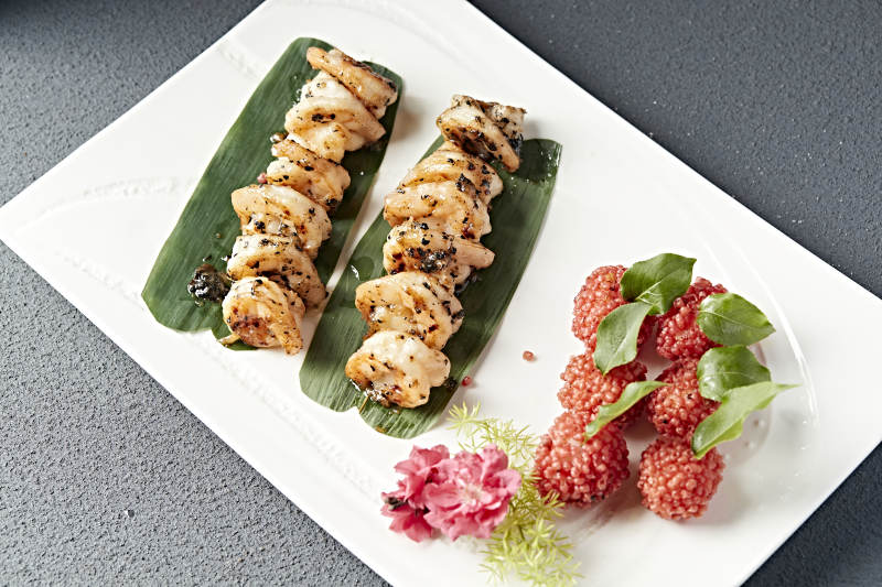 海虾两吃苏子酱烧开背大虾仁油炸荔枝虾球