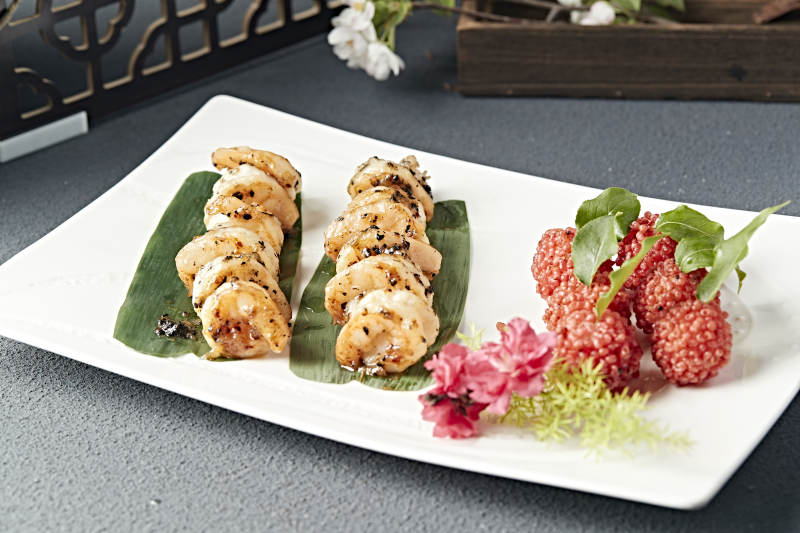 海虾两吃苏子酱烧开背大虾仁油炸荔枝虾球