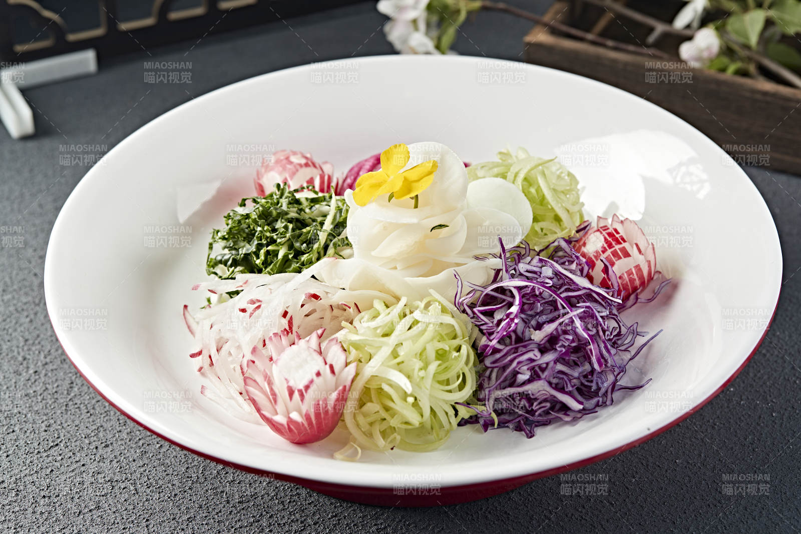 浇汁时蔬山药大拉皮