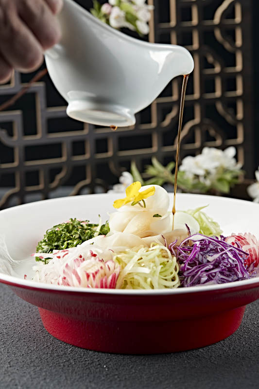 浇汁时蔬山药大拉皮