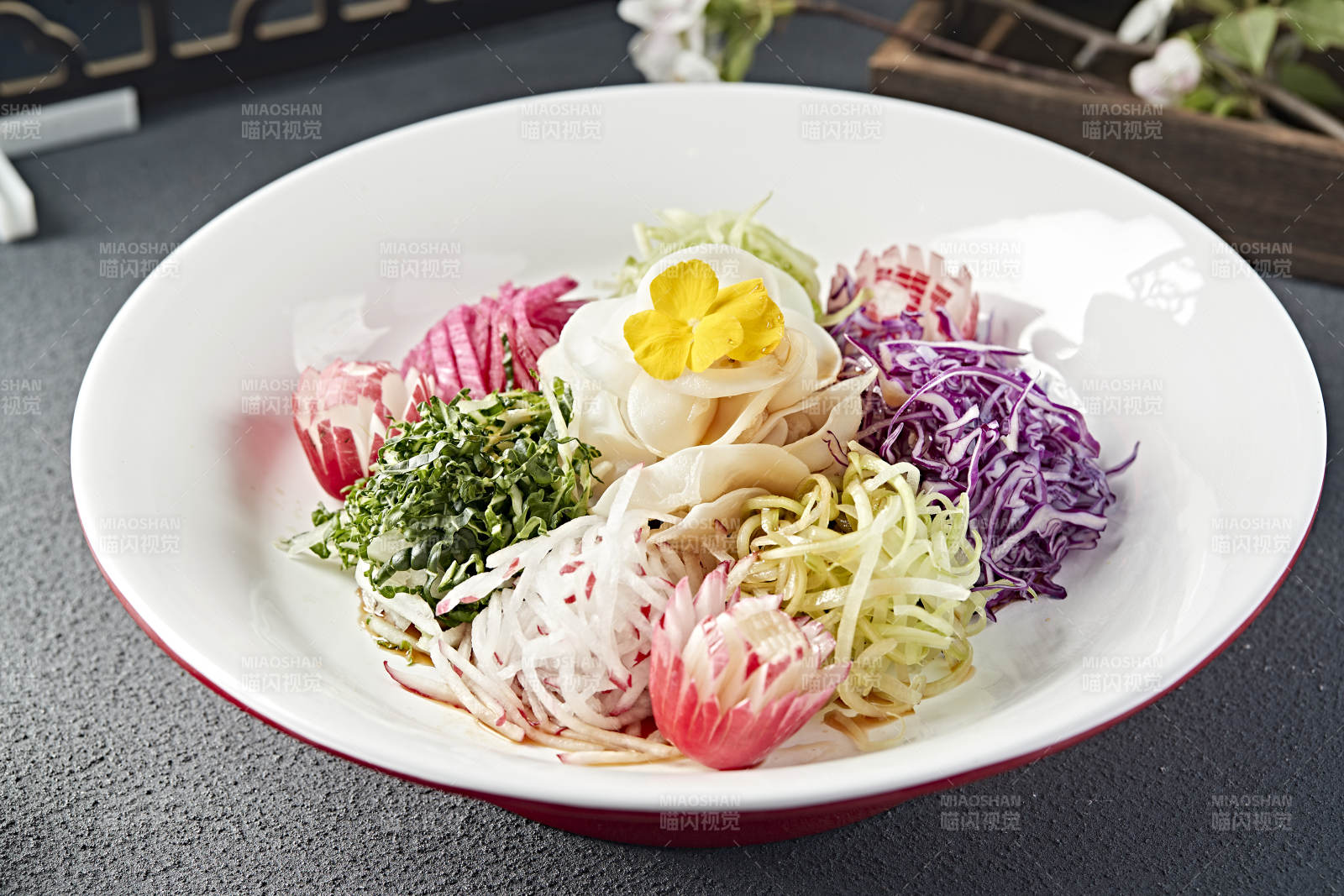 浇汁时蔬山药大拉皮