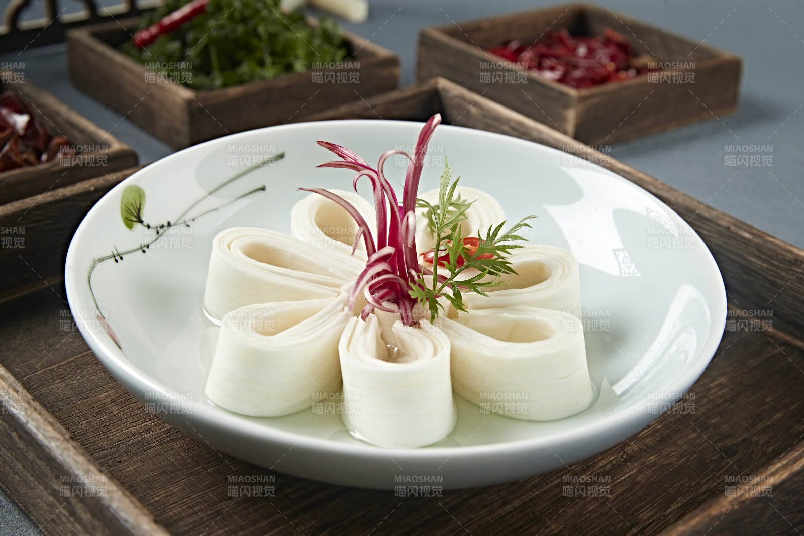 美味凉菜酸汤茭白