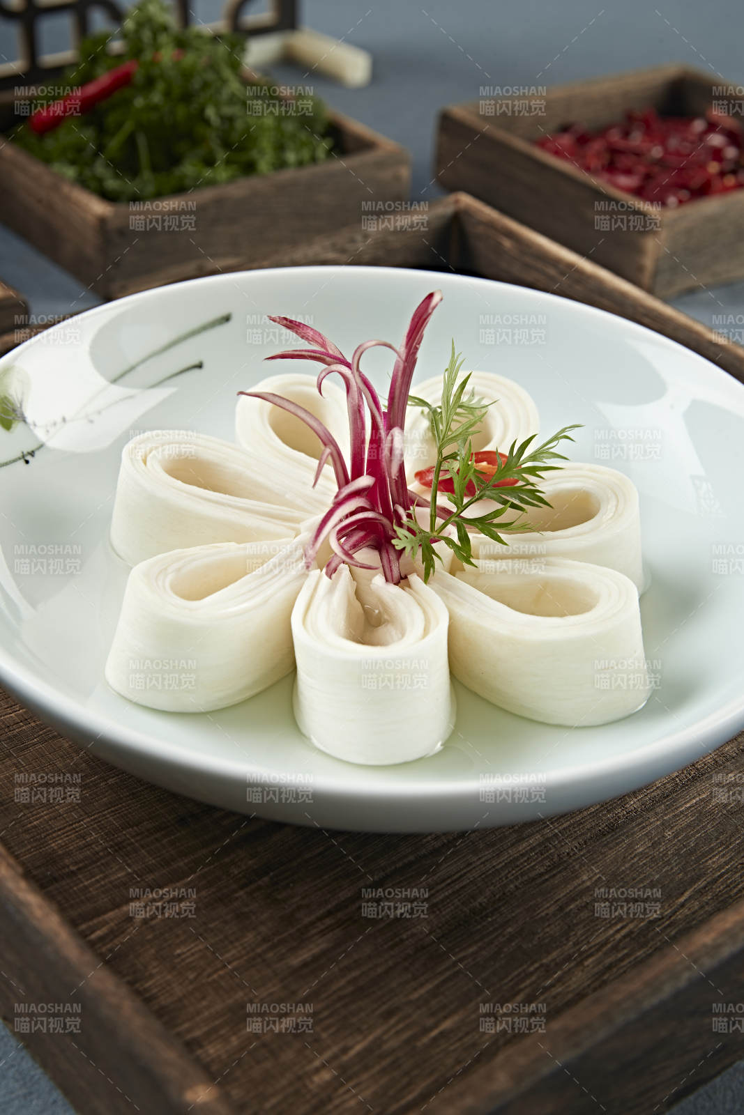 美味涼菜酸湯茭白