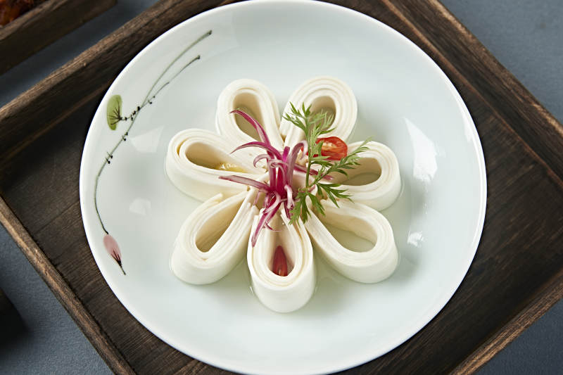 美味涼菜酸湯茭白