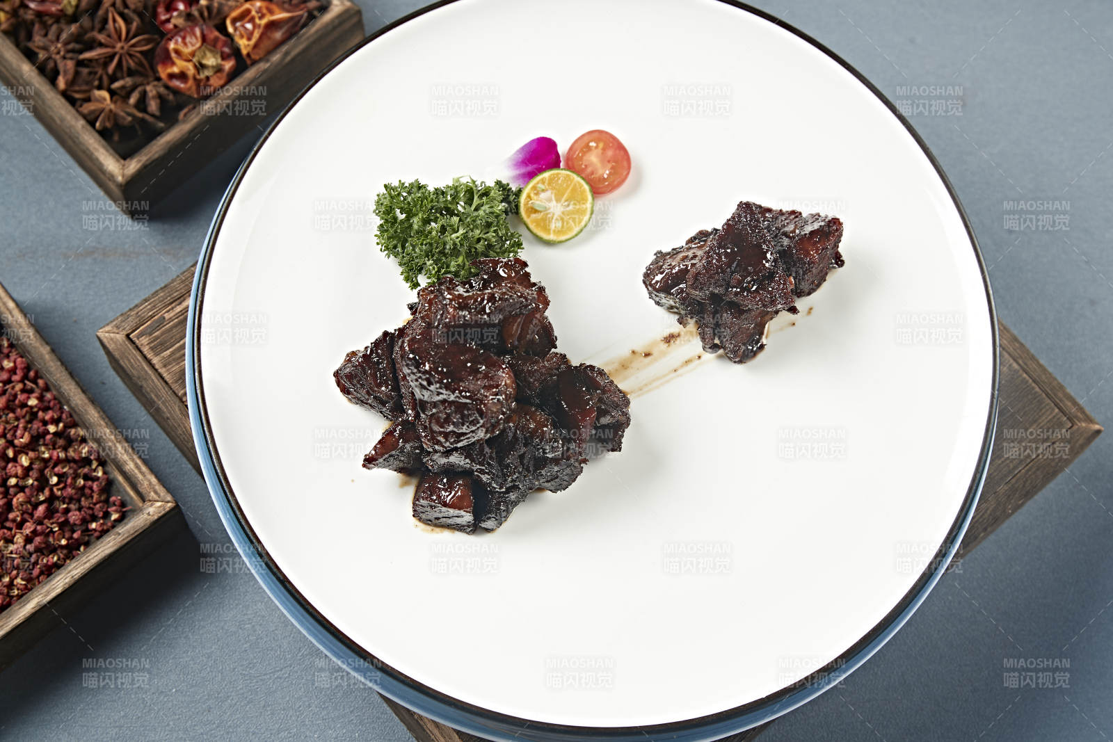 美味文火烧牛肉