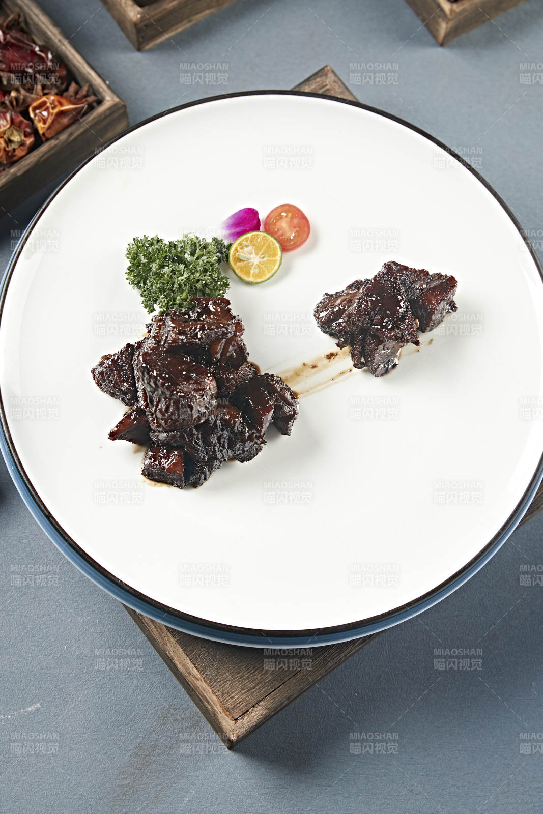 美味文火烧牛肉