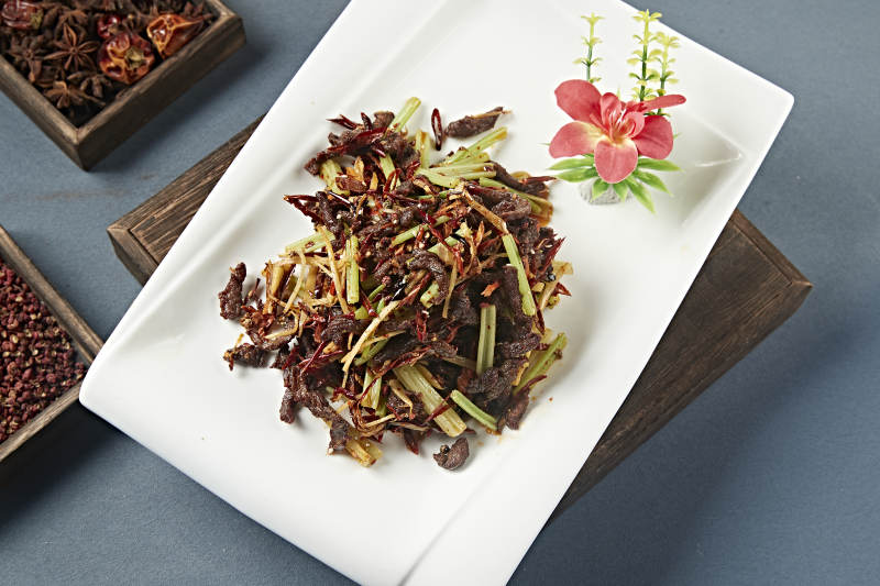 香辣干煸西芹牛肉丝