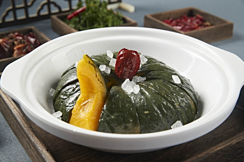 蜜枣砂锅焗金瓜