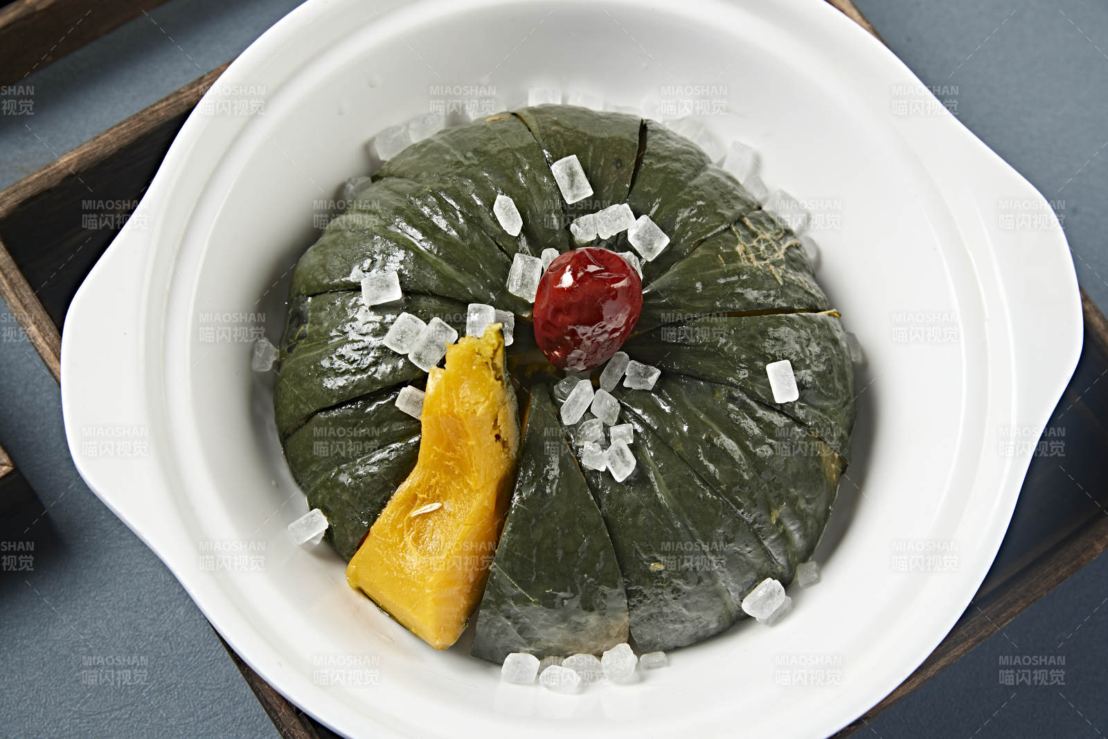 蜜枣砂锅焗金瓜