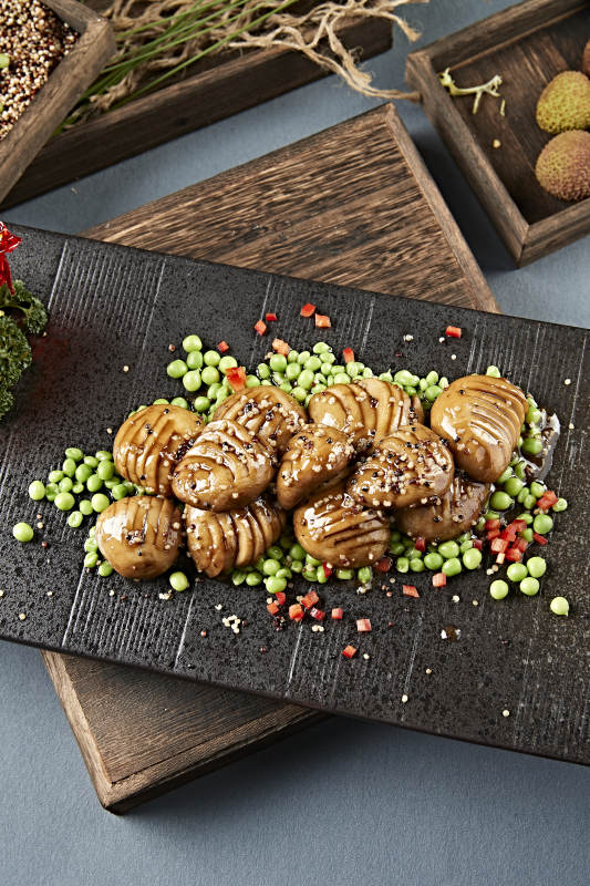 青豆藜麦酱烧草原口蘑