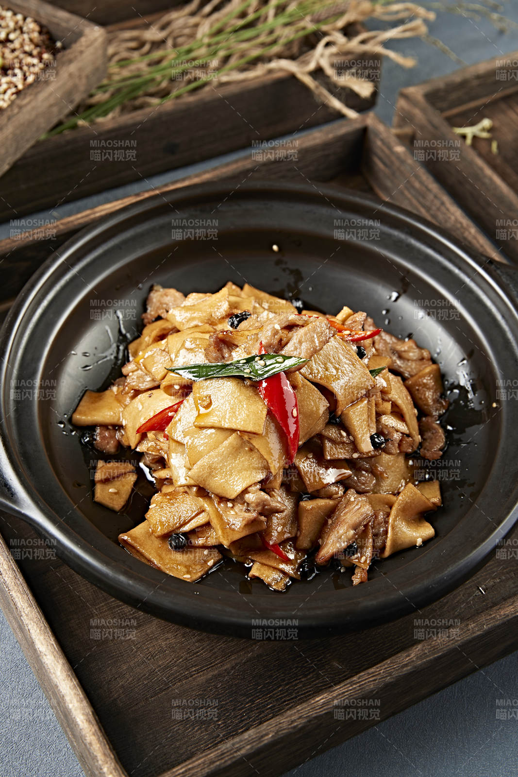 豆豉彩椒杏鮑菇片炒五花肉