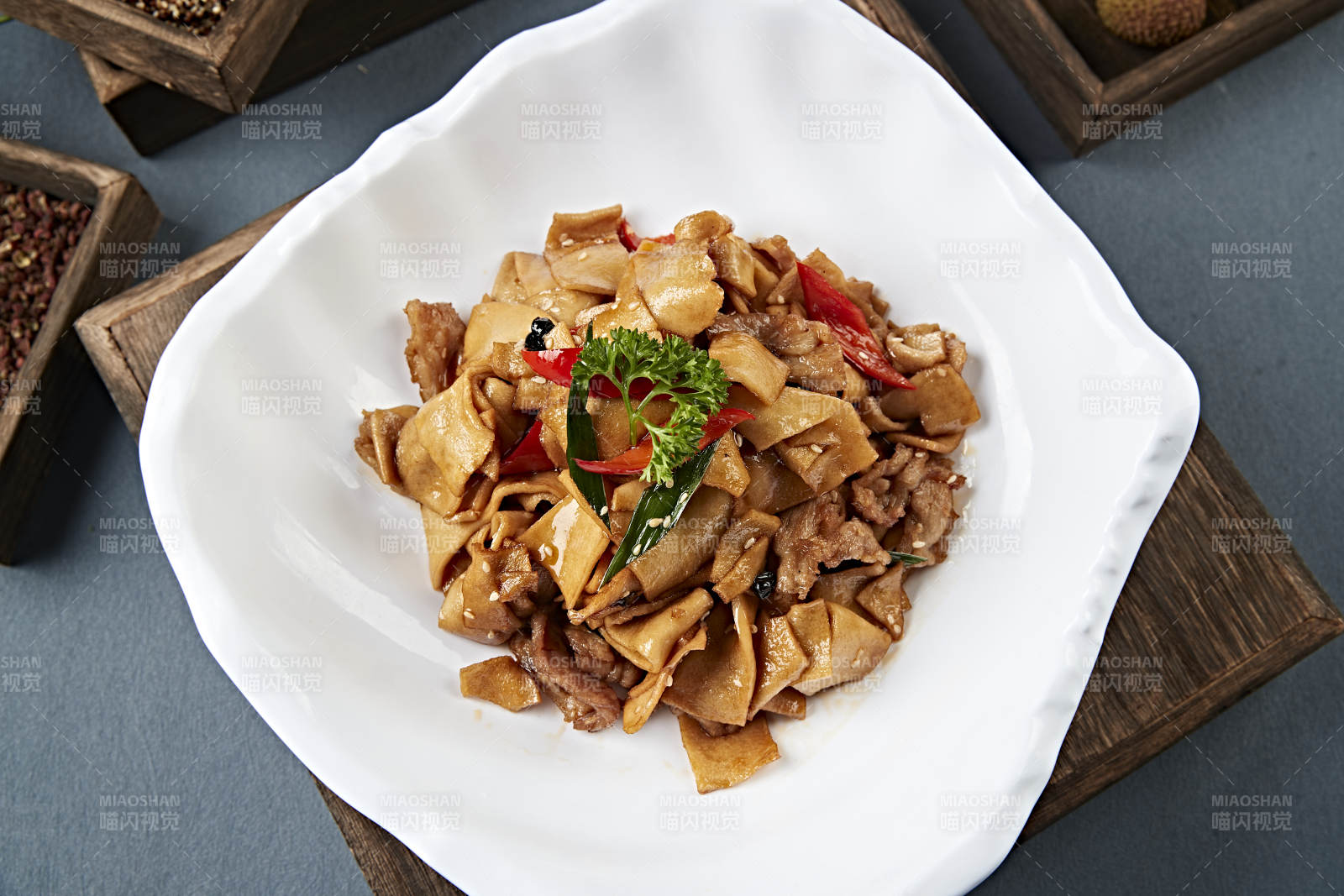 豆豉彩椒杏鮑菇片炒五花肉