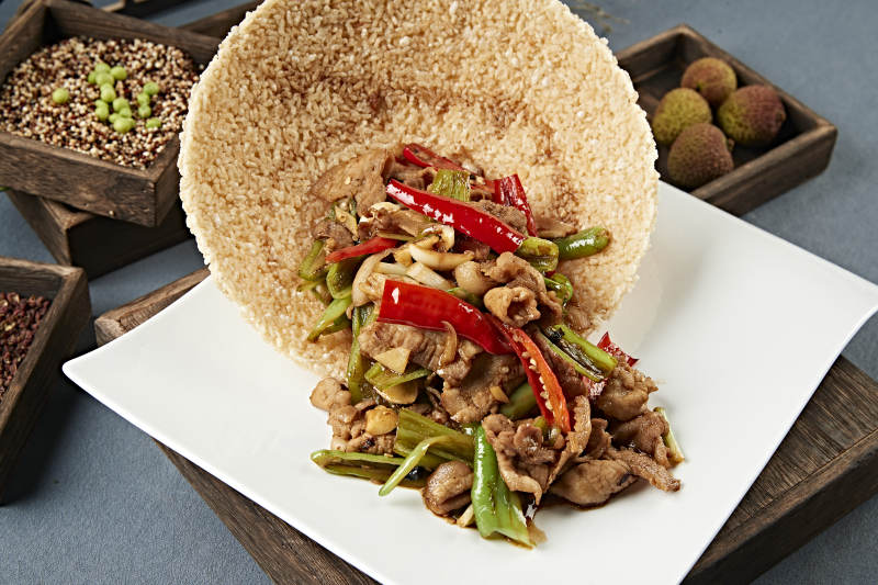 锅巴杭椒小炒肉