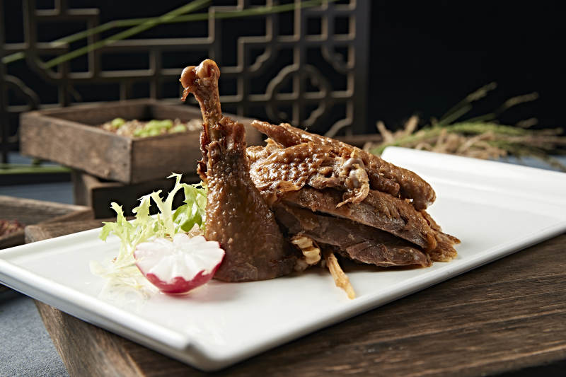 半只美味酱香鸡