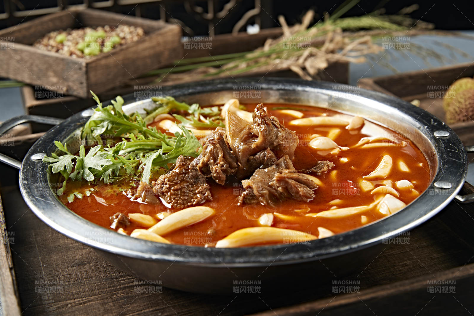 番茄汤海鲜菇炖牛腩