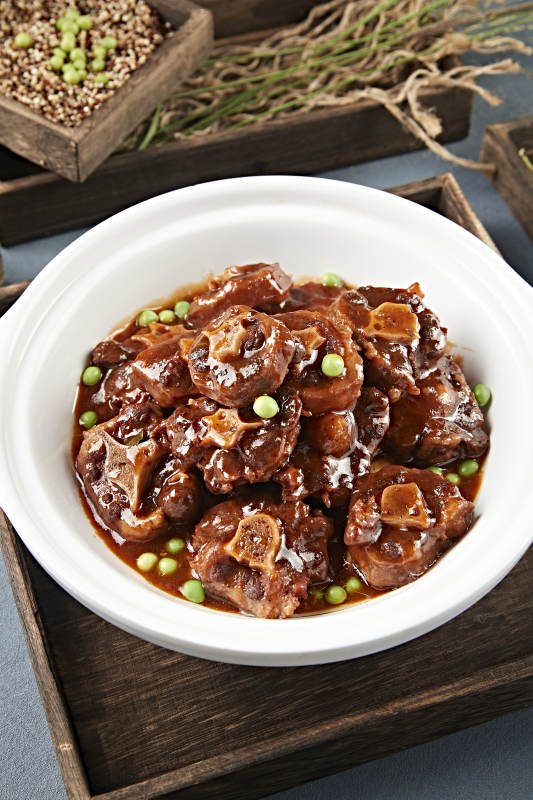 美味酱香红烧牛尾骨