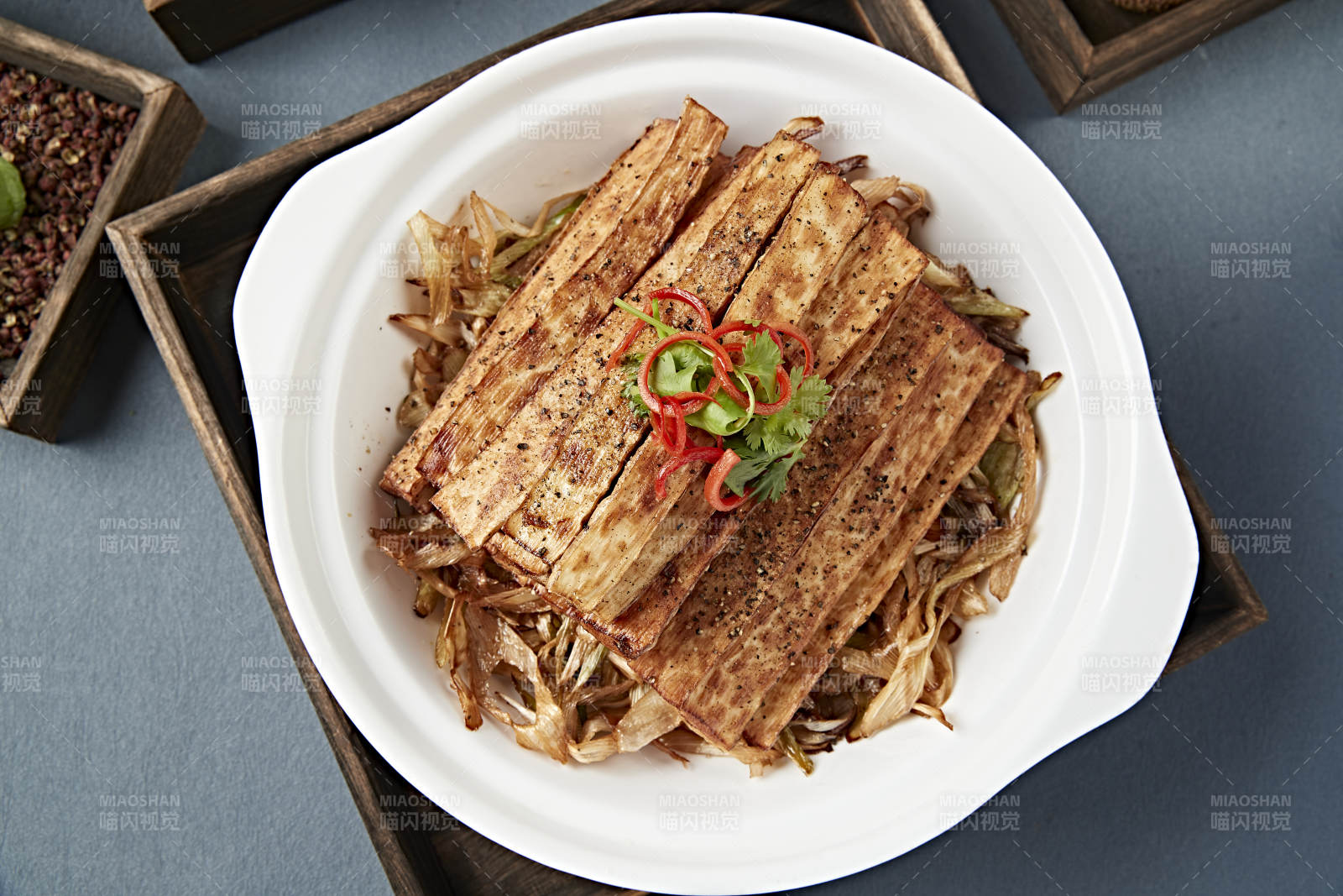 砂鍋蔥香藜麥焗馬牙長山藥