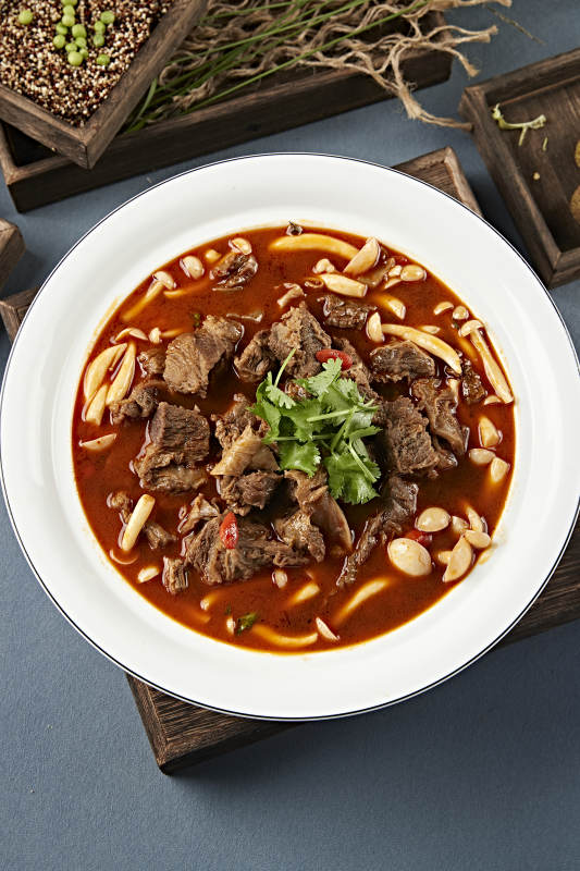 番茄汤海鲜菇炖牛腩