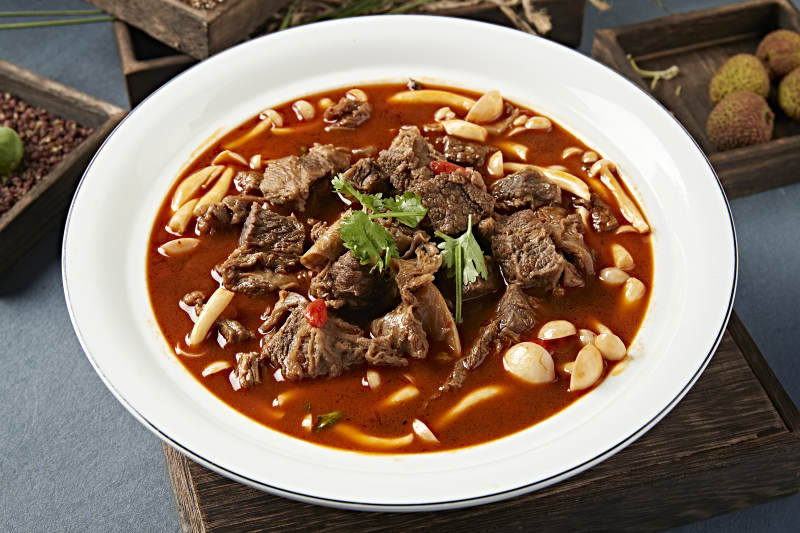 番茄汤海鲜菇炖牛腩