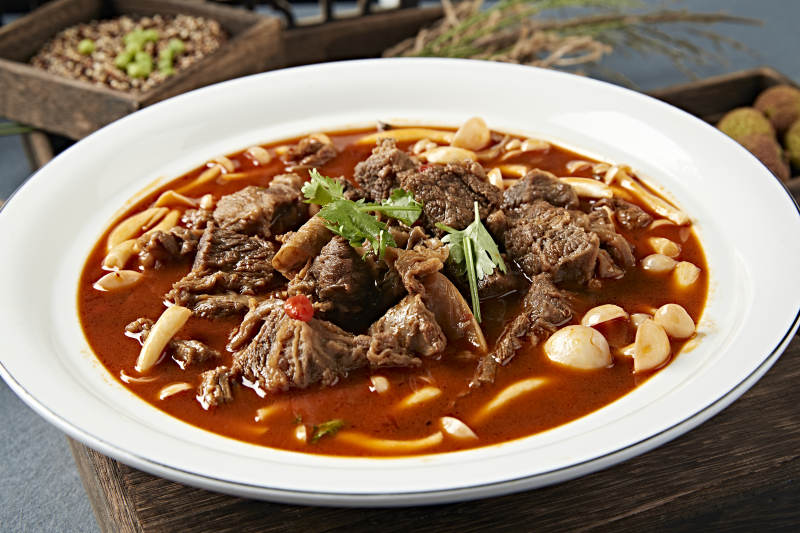 番茄汤海鲜菇炖牛腩