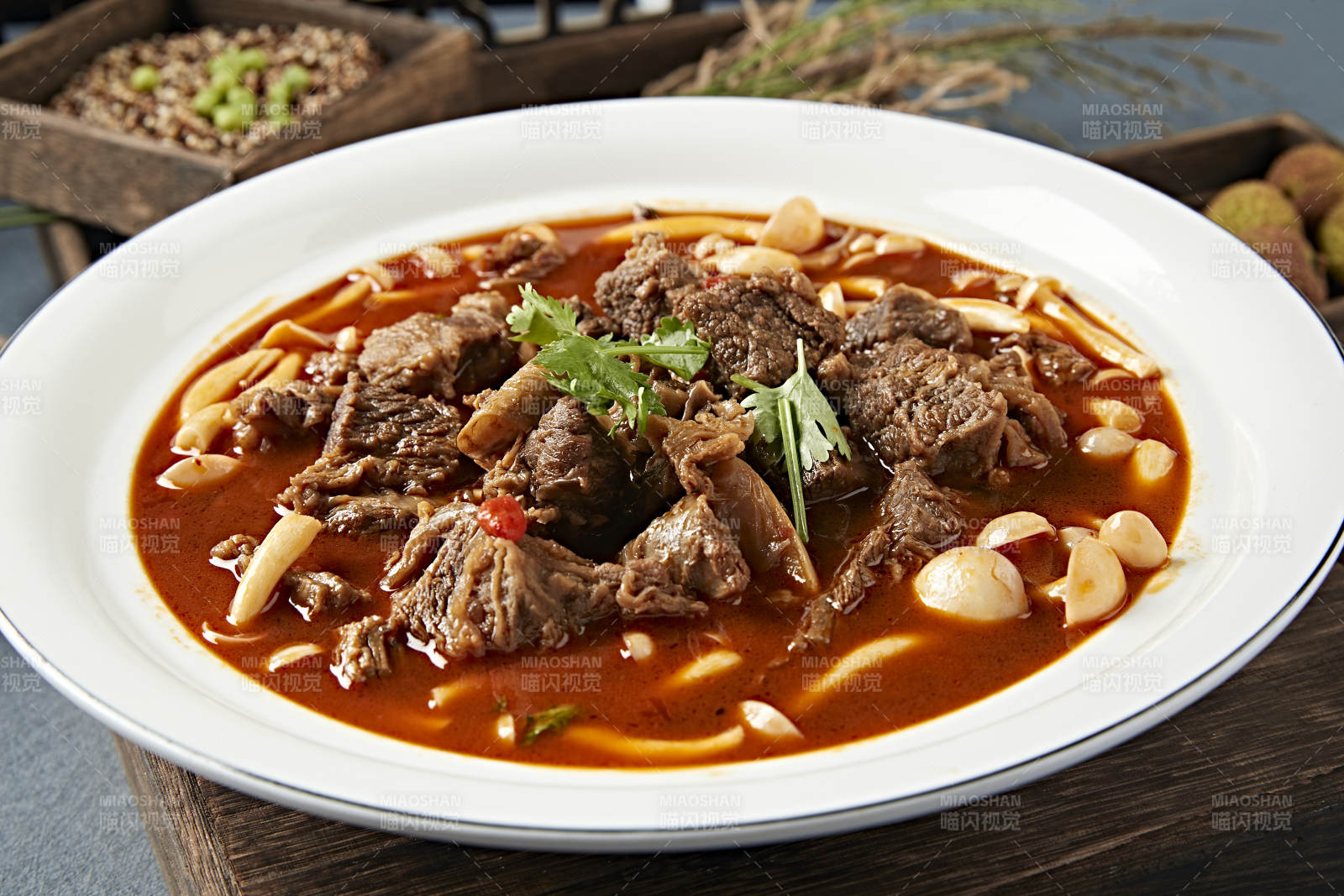 番茄汤海鲜菇炖牛腩