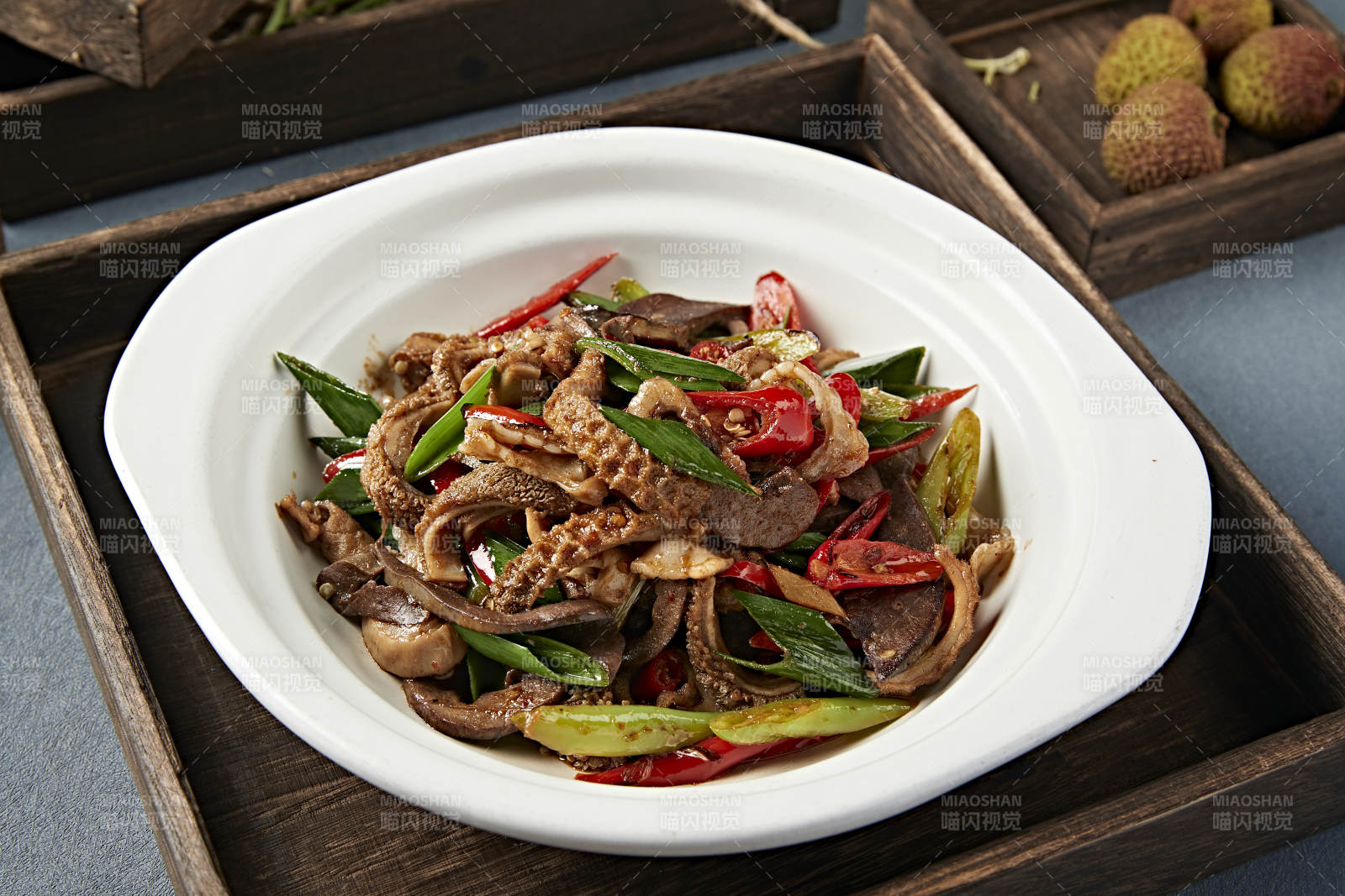 杭椒蒜苗辣炒羊雜