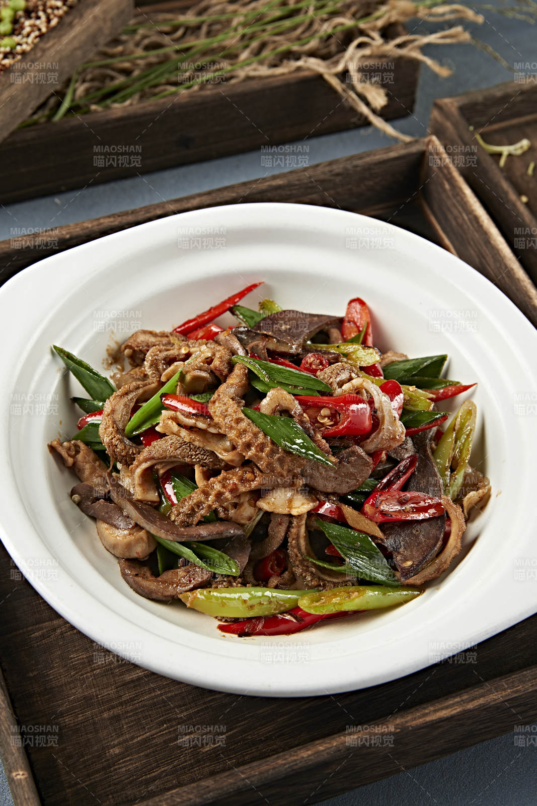 杭椒蒜苗辣炒羊雜