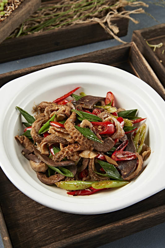 杭椒蒜苗辣炒羊雜