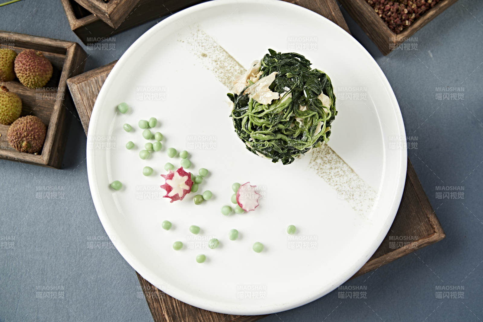 扇贝裙边肉菠菜墩