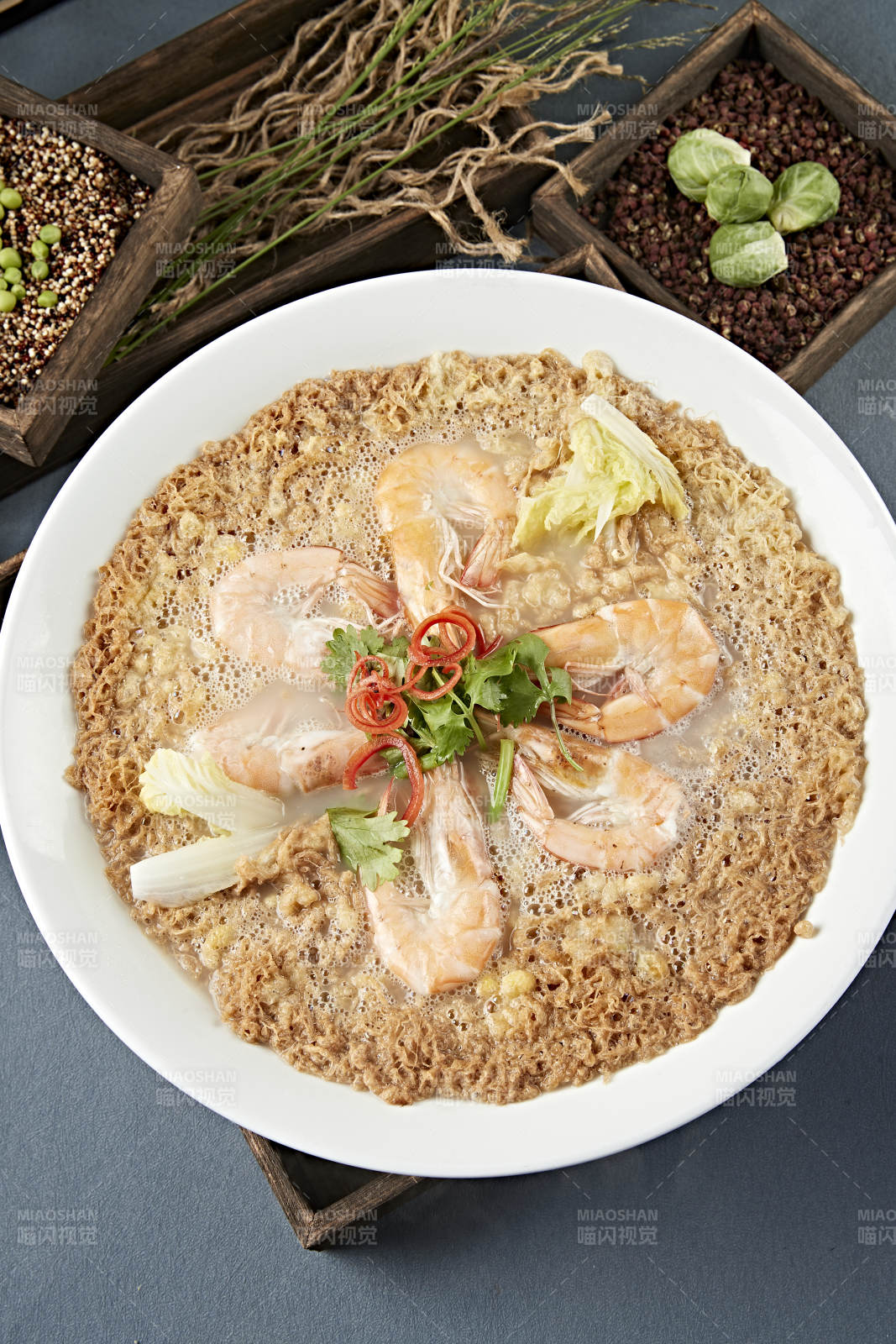 上汤炸蛋娃娃菜炖海鲜