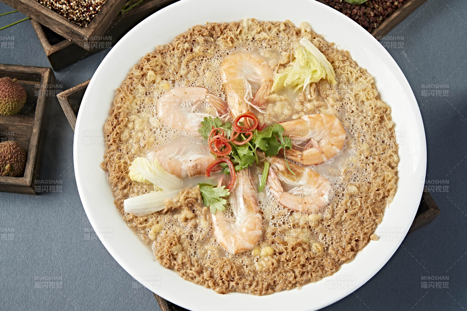 上汤炸蛋娃娃菜炖海鲜