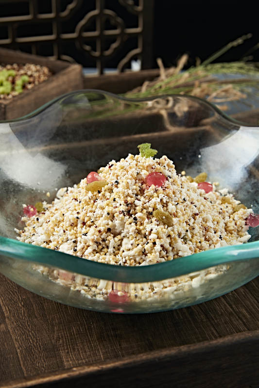 果粒凉拌酸奶炒米奶嚼克