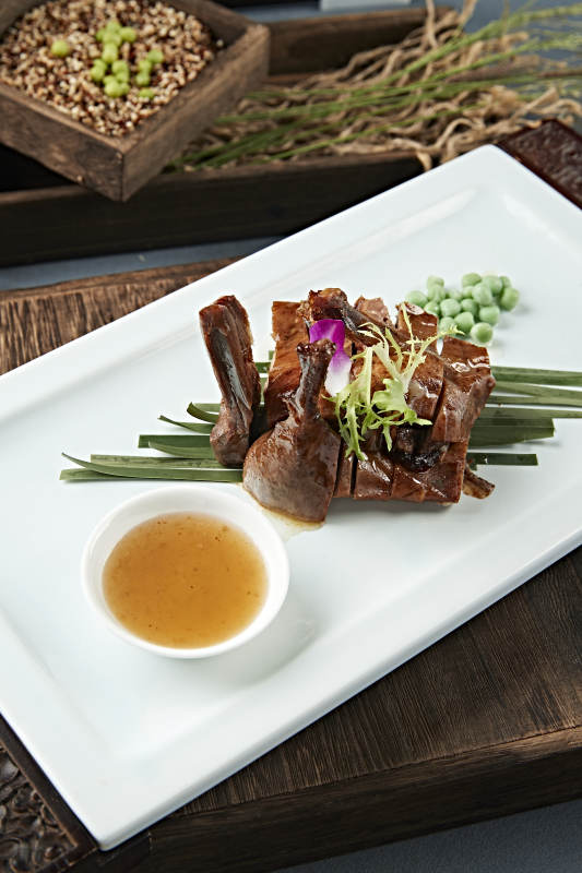 港式茶餐酱香叉烧鸭