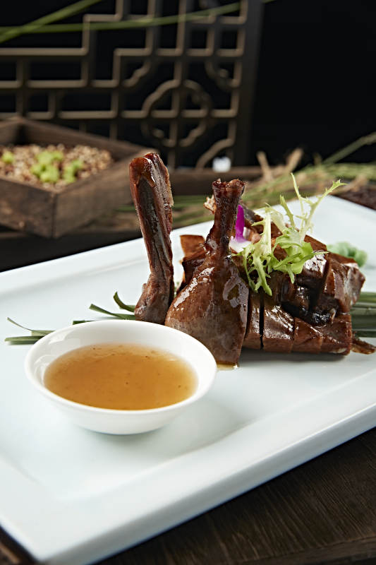 港式茶餐酱香叉烧鸭